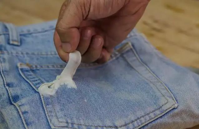 how to remove AB glue from clothes.jpg